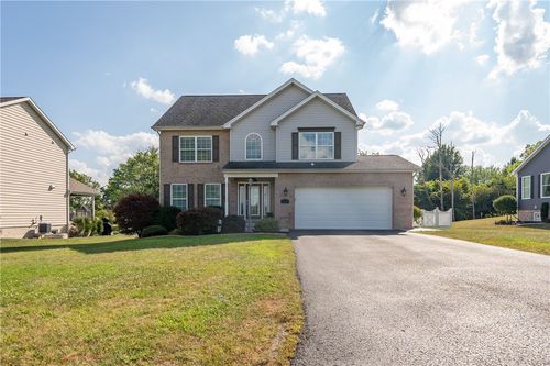 513 Shannon Dr, Mount Pleasant, PA, 15666-2663 | Card Image