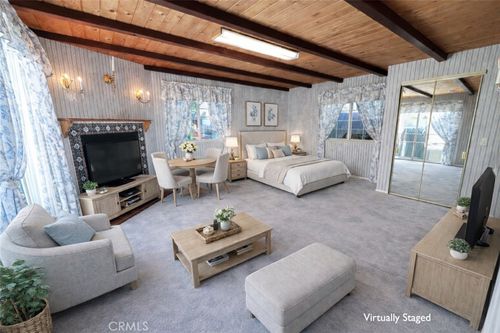 2-7445 Orion Ave, Van Nuys, CA, 91406-3319 | Card Image