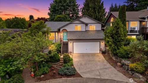 421 Rainbow Pl, Snohomish, WA, 98290-1218 | Card Image