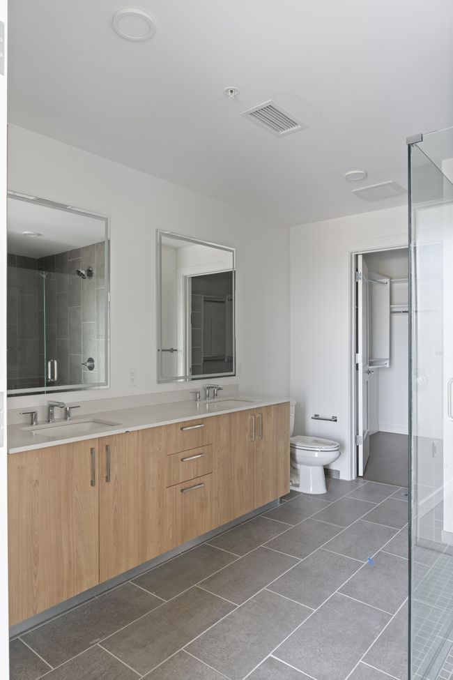 A12 Bathroom | Warm Finish Package | Image 21