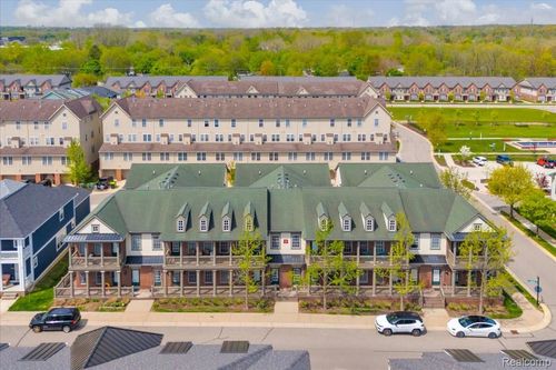 203 Jotham Ave, Auburn Hills, MI, 48326-3041 | Card Image