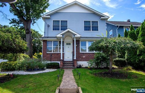 245 Manhattan Ter, Dumont, NJ, 07628-2238 | Card Image