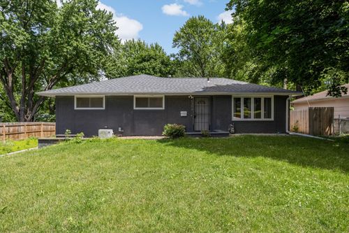 5306 Pennsylvania Ave N, New Hope, MN, 55428-3818 | Card Image