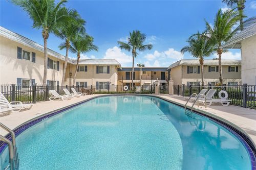 apt-26-8601 Sw 68th Ct, Pinecrest, FL, 33156-1140 | Card Image