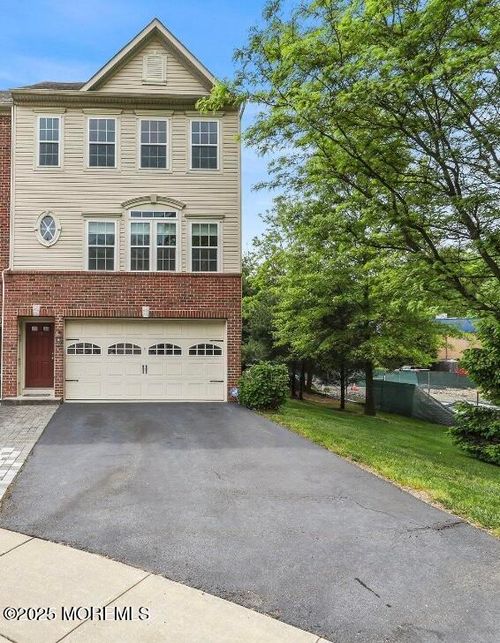 68-62 Pate Dr, Middletown, NJ, 07748-1712 | Card Image