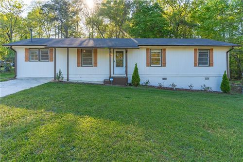 2290 Pinetree Ln Ne, Conyers, GA, 30012-2818 | Card Image