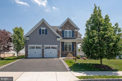 2250 Stockton Dr, SCHWENKSVILLE, PA, 19473-1467 | Card Image