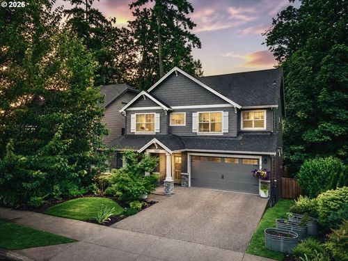15057 Se Glenbrook Rd, Happy Valley, OR, 97015-7499 | Card Image