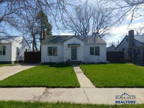 1209 11th Ave, Belle Fourche, SD, 57717-1910 | Card Image