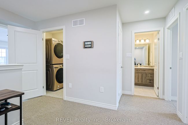 196 Heron St, House attached with 3 bedrooms, 3 bathrooms and 2 parking in Welland ON | Image 36