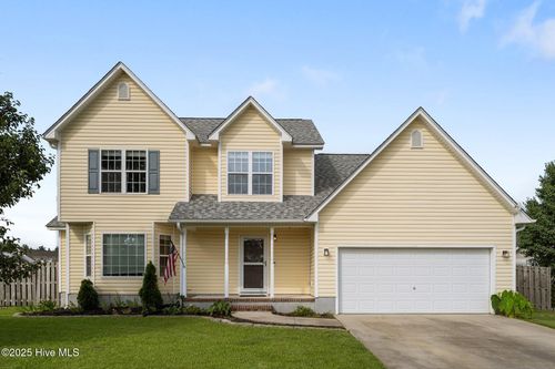 108 Michelle Ward Ln, Maple Hill, NC, 28454-8660 | Card Image