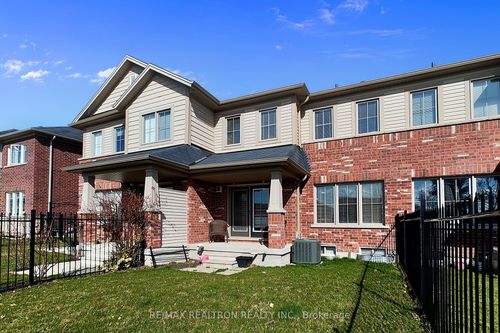 8472 Hickory Lane, Niagara Falls, ON, L2H0L3 | Card Image