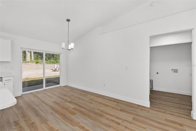 12974 Se 42 Nd Ct, House other with 3 bedrooms, 2 bathrooms and null parking in BELLEVIEW FL | Image 11