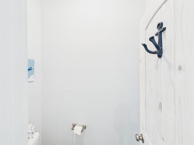 2403 S Bronte St, House other with 3 bedrooms, 2 bathrooms and 3 parking in Rockport TX | Image 37