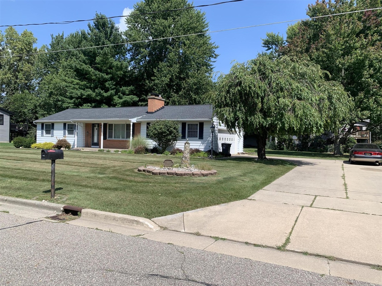 Fairway Dr, Grand Rapids, MI 49534
