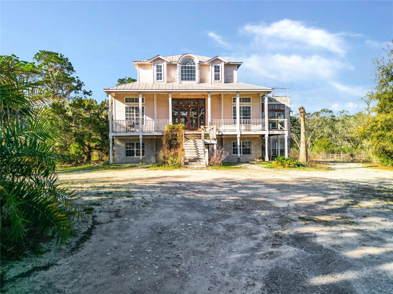 Istachatta Rd, Floral City, FL 34436