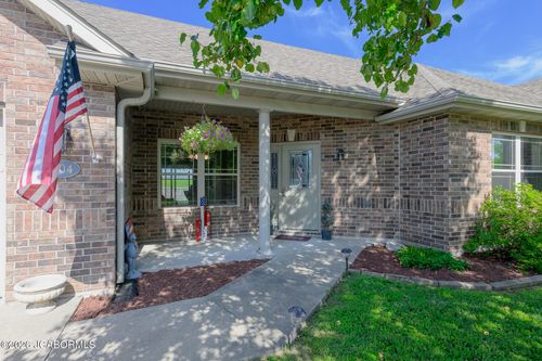 204 Redtail Dr, Ashland, MO, 65010-1177 | Card Image