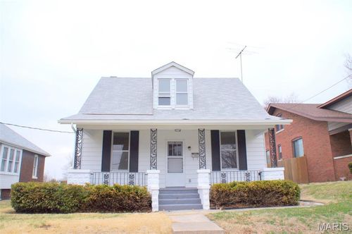 837 Lebanon Ave, Belleville, IL, 62221-3924 | Card Image
