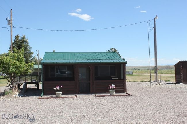 19970 Mt Highway 91 N, House other with 3 bedrooms, 2 bathrooms and null parking in Glen MT | Image 9