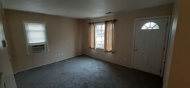 8662 Ford Ave, House other with 2 bedrooms, 1 bathrooms and null parking in Warren MI | Image 7