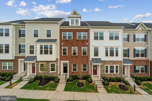 705 Sawback Sq Ne, LEESBURG, VA, 20176-4129 | Card Image