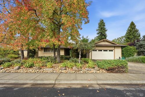 1709 Michael Way, Calistoga, CA, 94515-1160 | Card Image