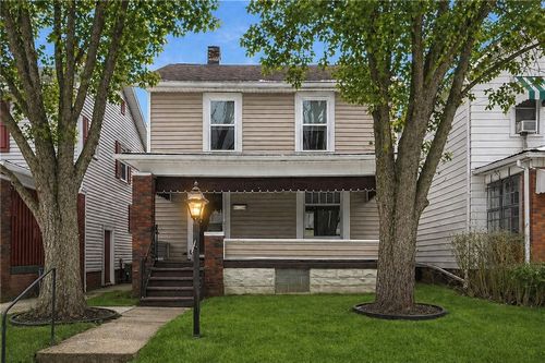 3518 7th Ave, Beaver Falls, PA, 15010-3425 | Card Image