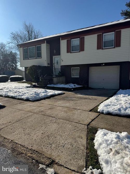 15 Estate Rd, PEMBERTON, NJ, 08068-1912 | Card Image