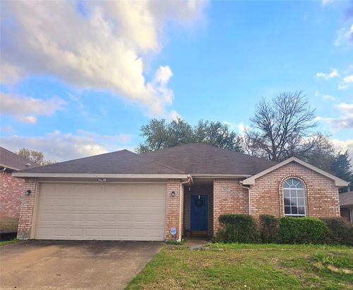 1115 Parker Court, Cedar Hill, TX, 75104 | Card Image