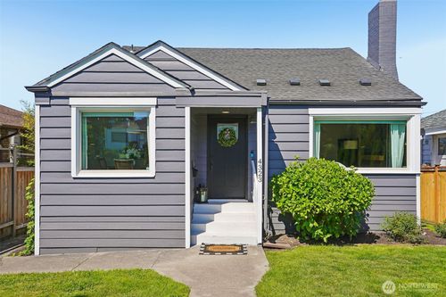 4323 15th Ave S, Seattle, WA, 98108-1447 | Card Image