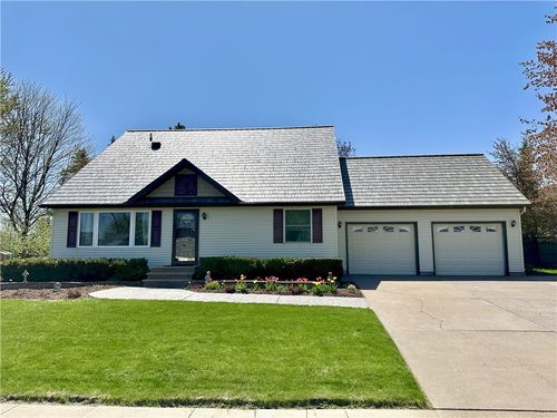 410 E Roosevelt Ave, Fall Creek, WI, 54742-9447 | Card Image