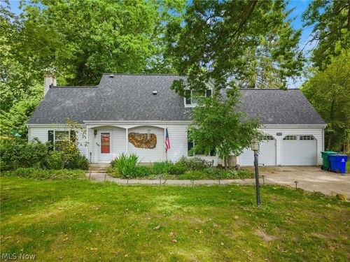 7439 State Route 43, Kent, OH, 44240-5939 | Card Image