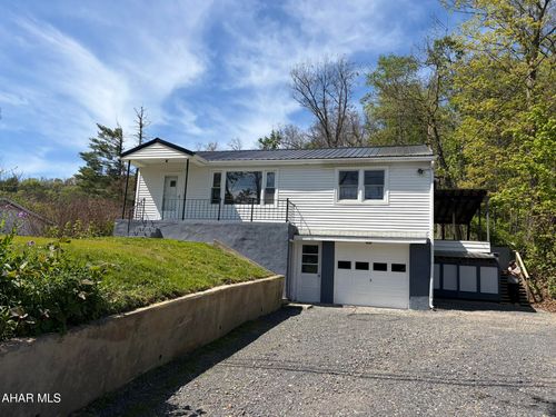 2914 Woodward Avenue, LOCK HAVEN, PA, 17745 | Card Image