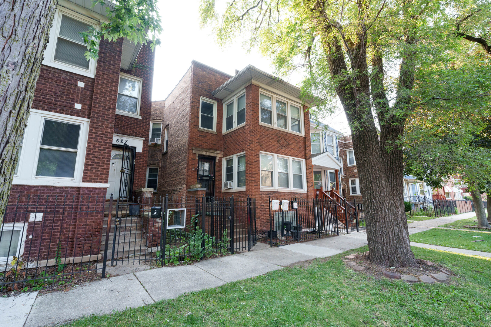 Residential Income in Chicago