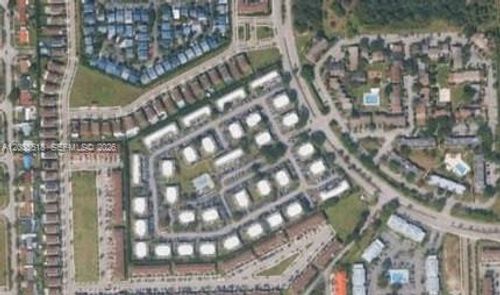 20429-486 Ne 210th Cir Terrace, Miami, FL, 33179 | Card Image