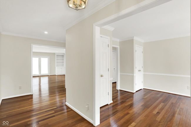 Beautiful hardwood floors | Image 9