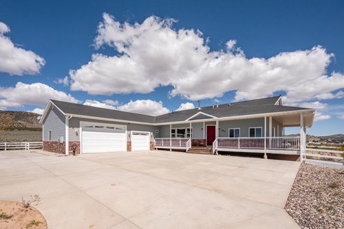6852 W 1100 N, Cedar City, UT, 84721-9551 | Card Image