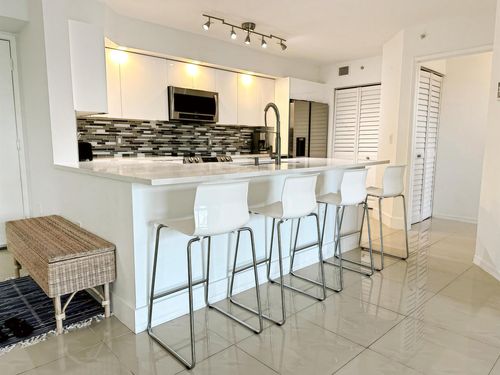 apt-206-3594 S Ocean Blvd, Highland Beach, FL, 33487-3379 | Card Image