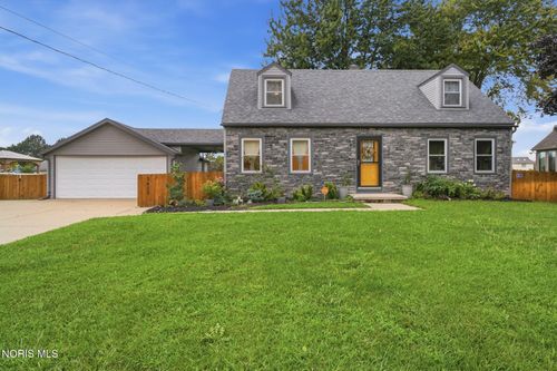 1451 Cass Rd, Maumee, OH, 43537-2717 | Card Image