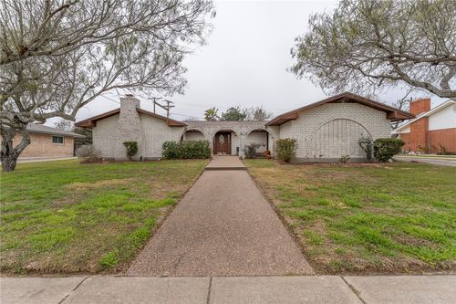 109 Granby Pl, Portland, TX, 78374-1407 | Card Image