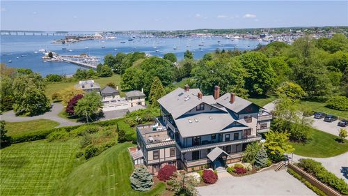 c-d-35 Chastellux Avenue, Newport, RI, 02840 | Card Image