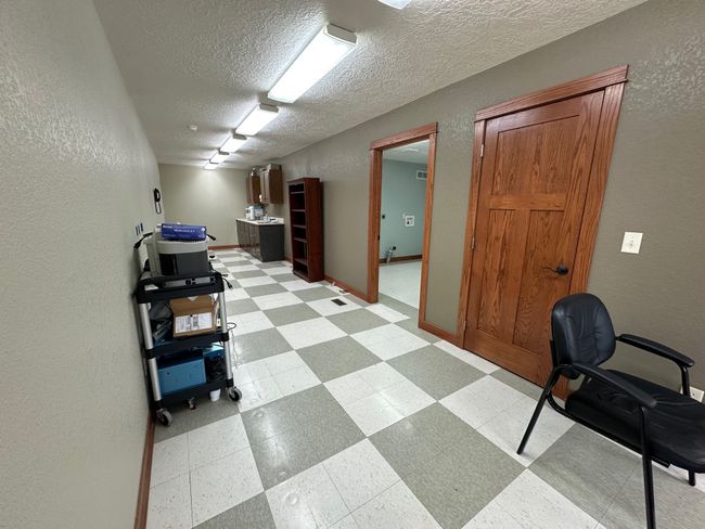 820 W Summit St, Home with 0 bedrooms, 0 bathrooms and null parking in Winterset IA | Image 23