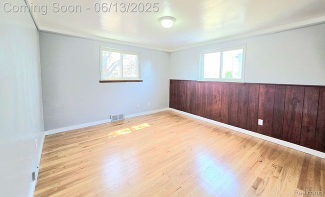 8340 Anna Ave, House other with 3 bedrooms, 2 bathrooms and null parking in Warren MI | Image 10