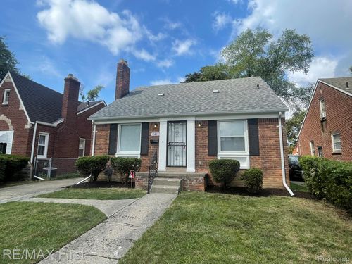 15735 Rutherford St, Detroit, MI, 48227-1923 | Card Image