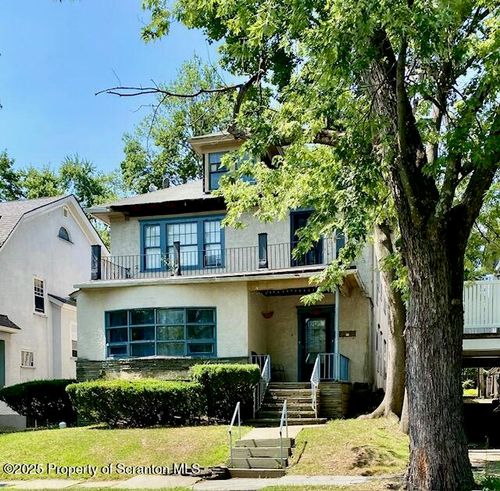 729 N Irving Ave, Scranton, PA, 18510-1822 | Card Image