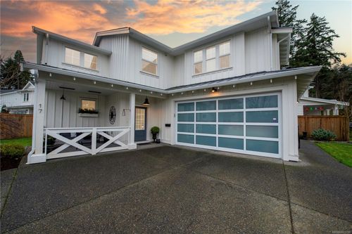 17 Jedstone Pl, Victoria, BC, V9B0V3 | Card Image
