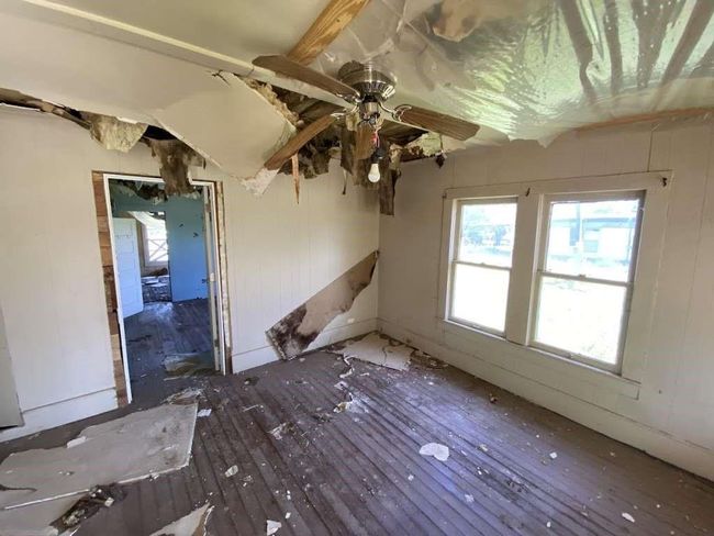 337 Sw Avenue B, House other with 3 bedrooms, 2 bathrooms and null parking in Hamlin TX | Image 9