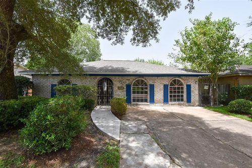 11719 Murr Way, Houston, TX, 77048-2525 | Card Image