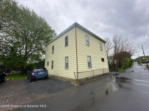 rear-1013 Grant Ct, Dickson City, PA, 18519-1252 | Card Image