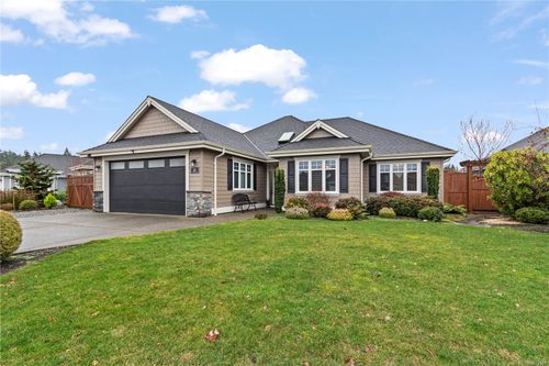 646 Alpine Dr, Parksville, BC, V9P0E3 | Card Image